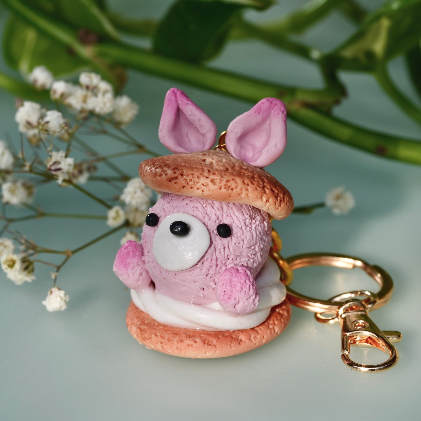 Cream Puff Keychain: Bobo