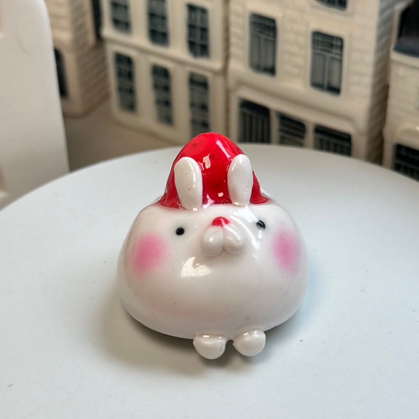 Kawaii Magnet: Berry Bun